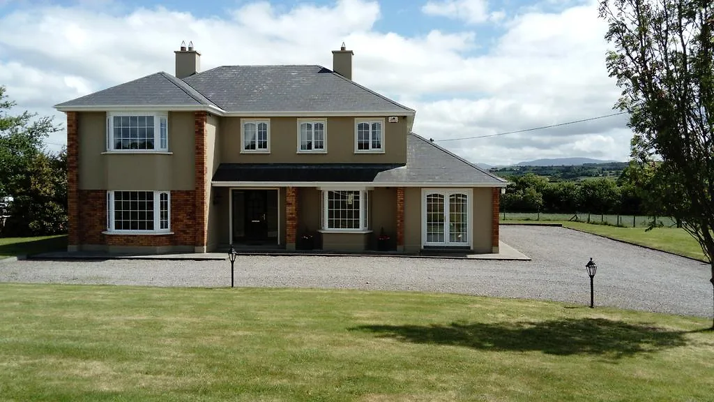 Kara Hem Villa Killarney